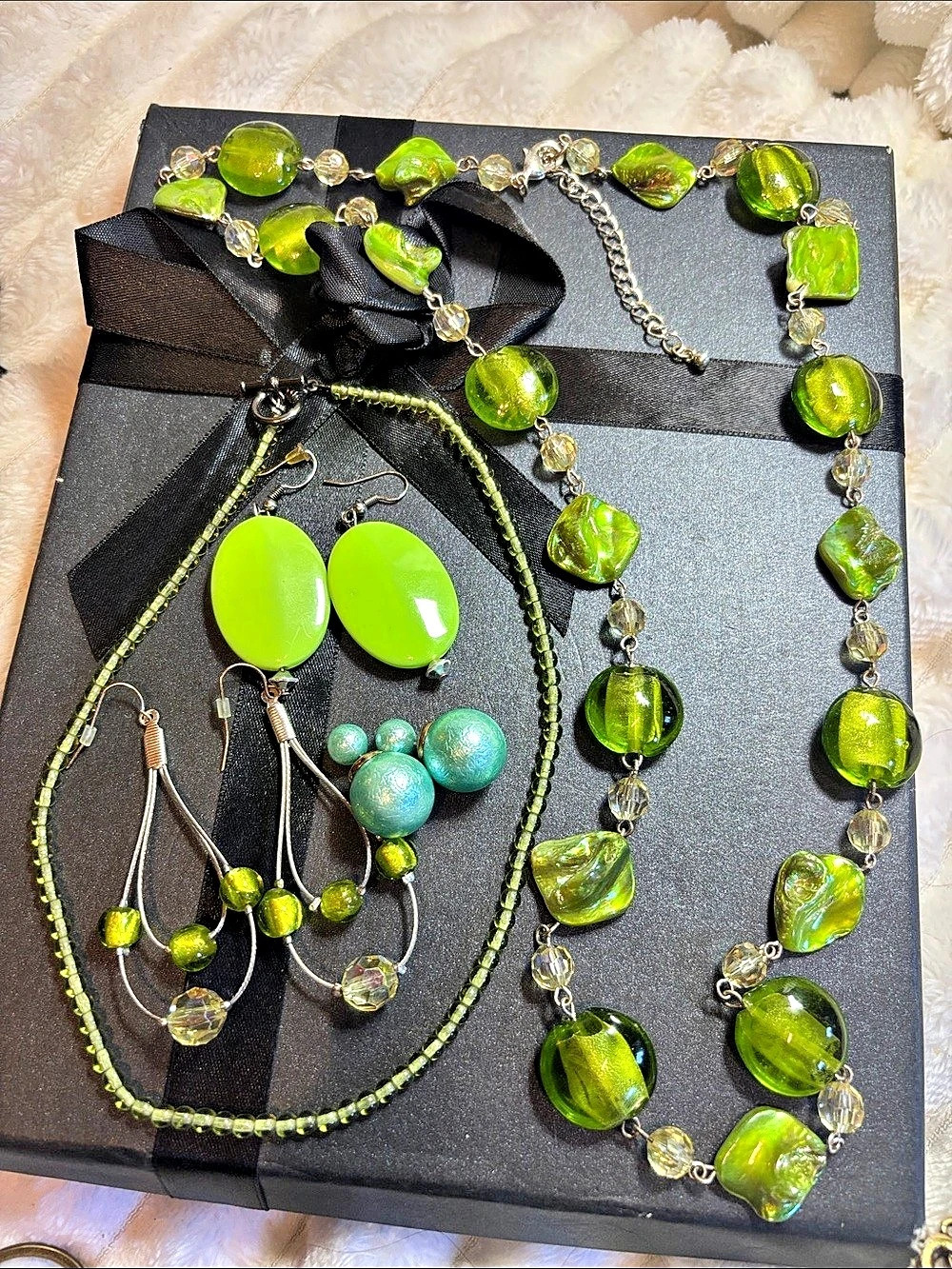 Green & Silver Glass  and Beaded Jewelry Bundle